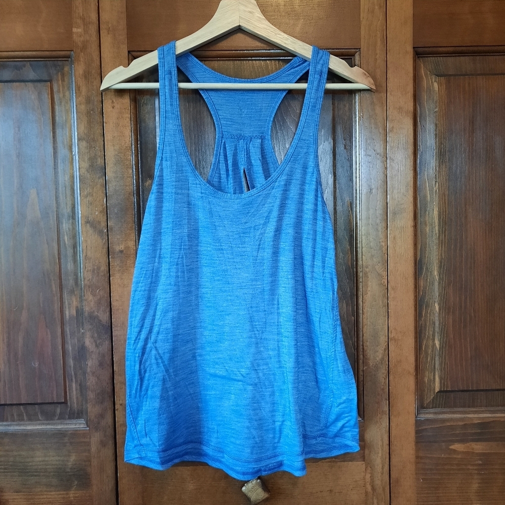 Lululemon blue gray athletic racer back tank top size medium